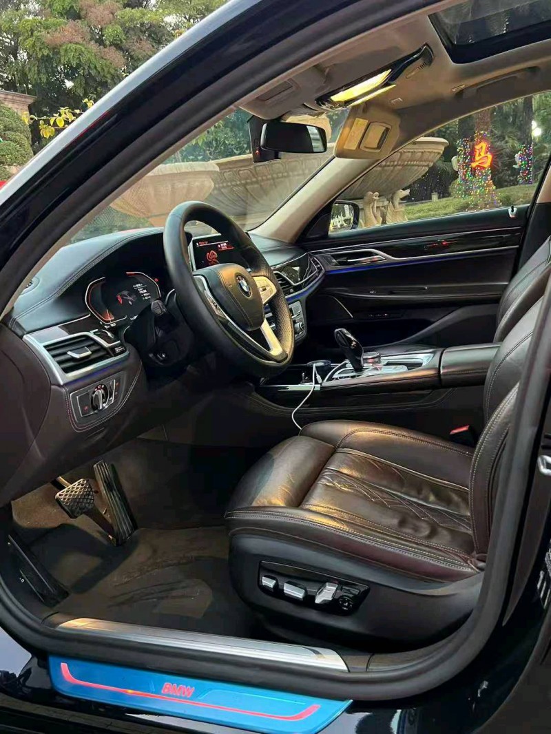佛山20年宝马7系6