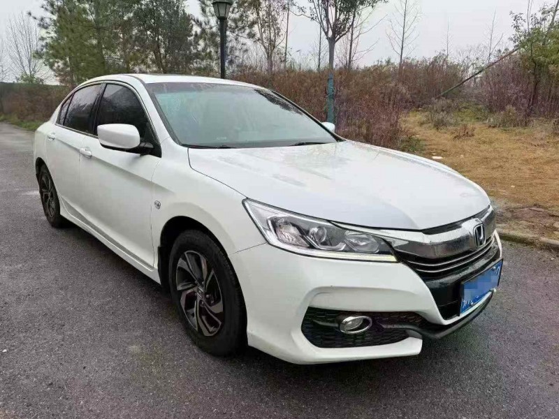 十堰16年本田雅阁3