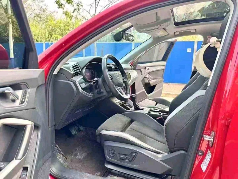 南宁21年奥迪Q34