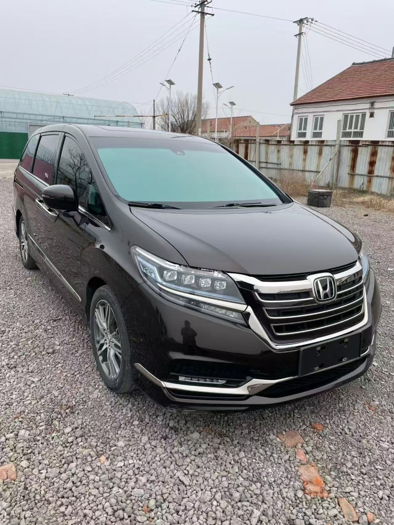 潍坊21年本田艾力绅2