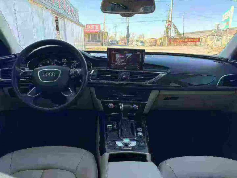 天津14年奥迪A6L9