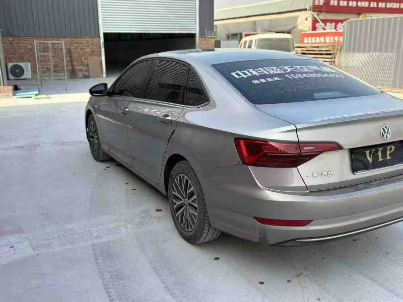 天津20年大众速腾4