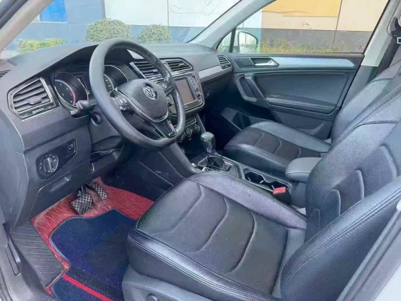 枣庄18年大众途观4