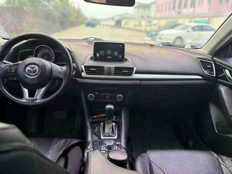 天津16年马自达昂克赛拉9