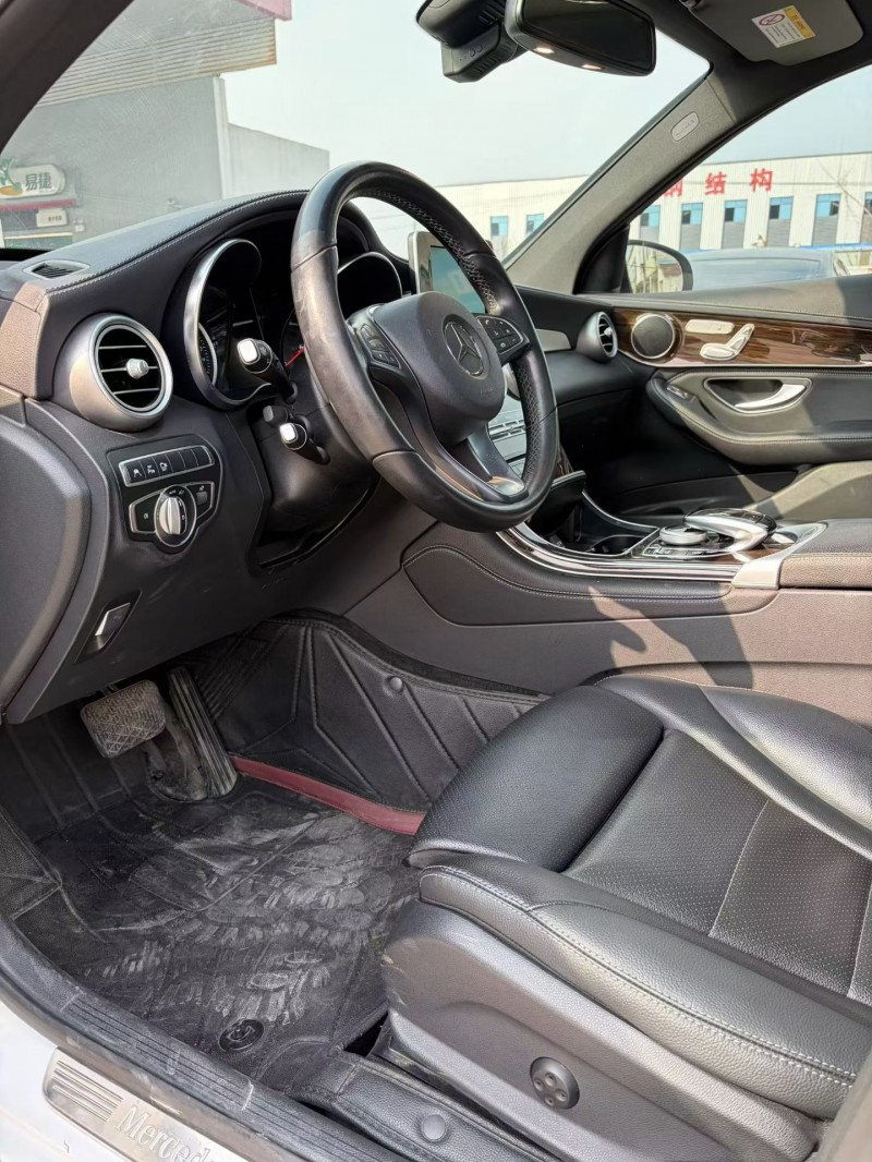 南通19年奔驰GLA5