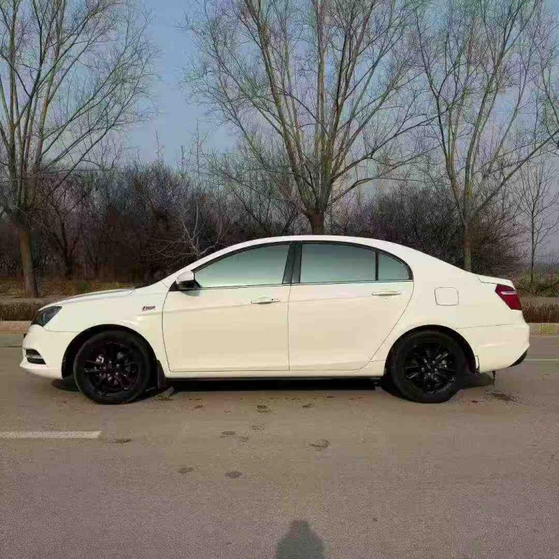 东营17年吉利帝豪7