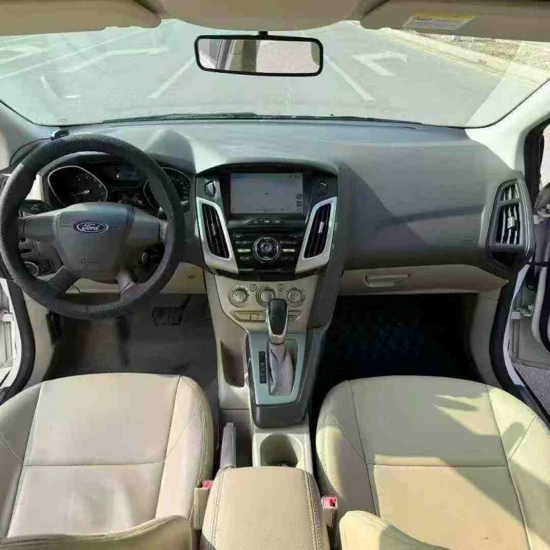 东营15年福特福克斯5