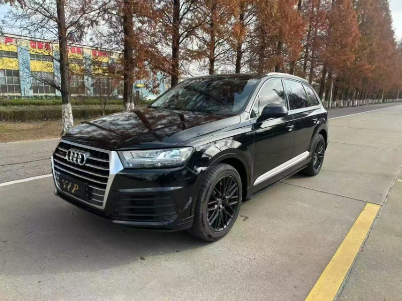 苏州17年奥迪Q71