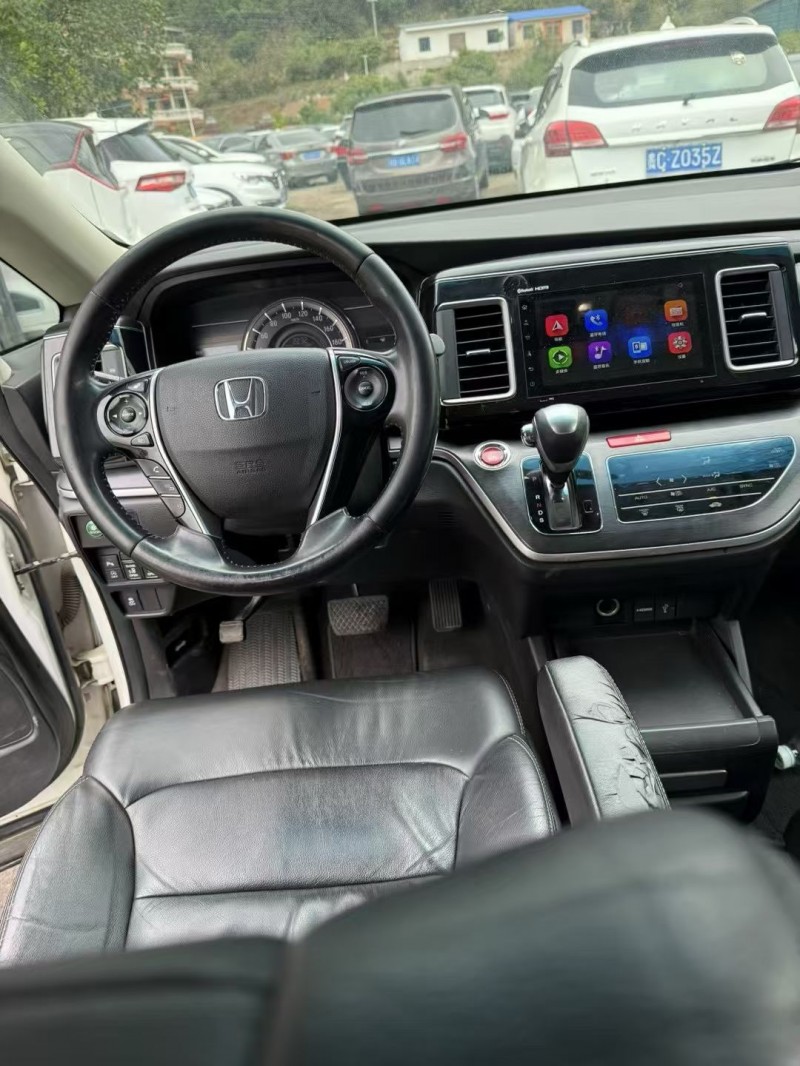 防城港17年本田艾力绅4