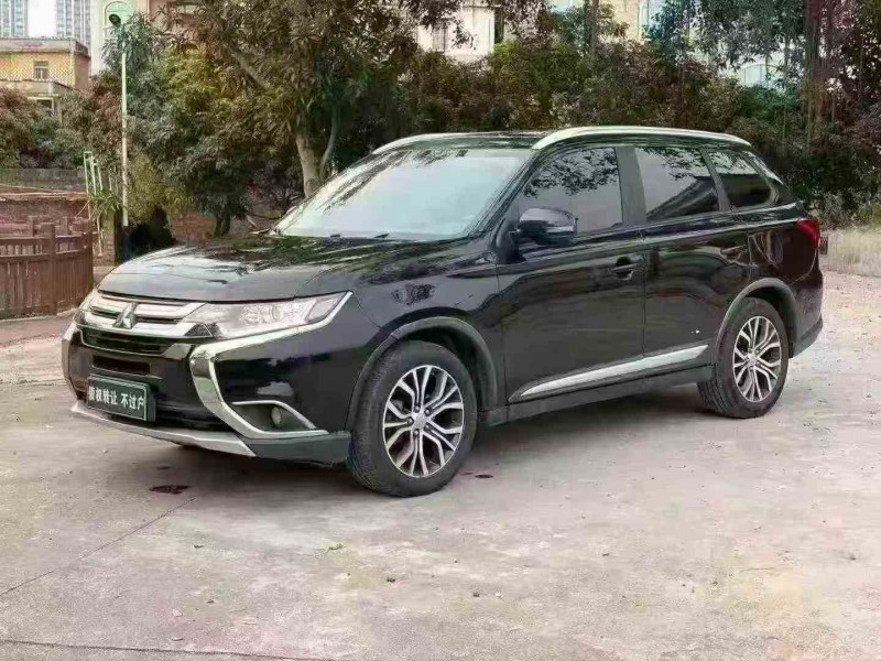 江门22年三菱欧蓝德4