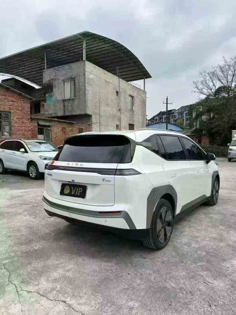 北海25年传祺埃安Y7