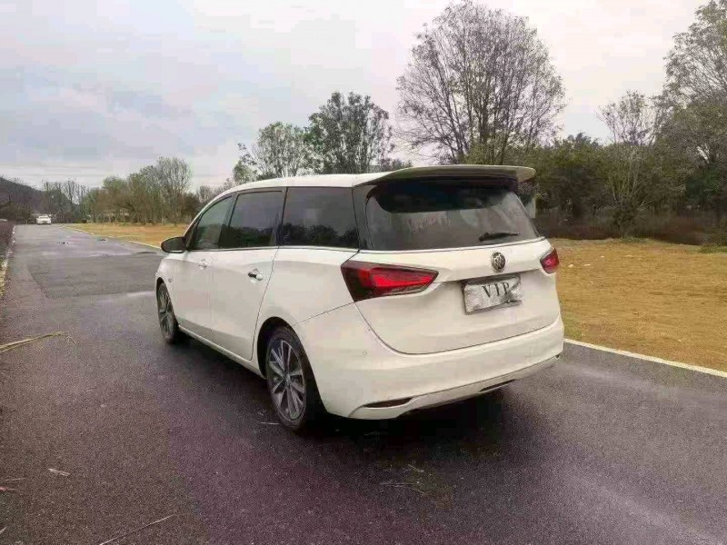 北海19年别克GL67