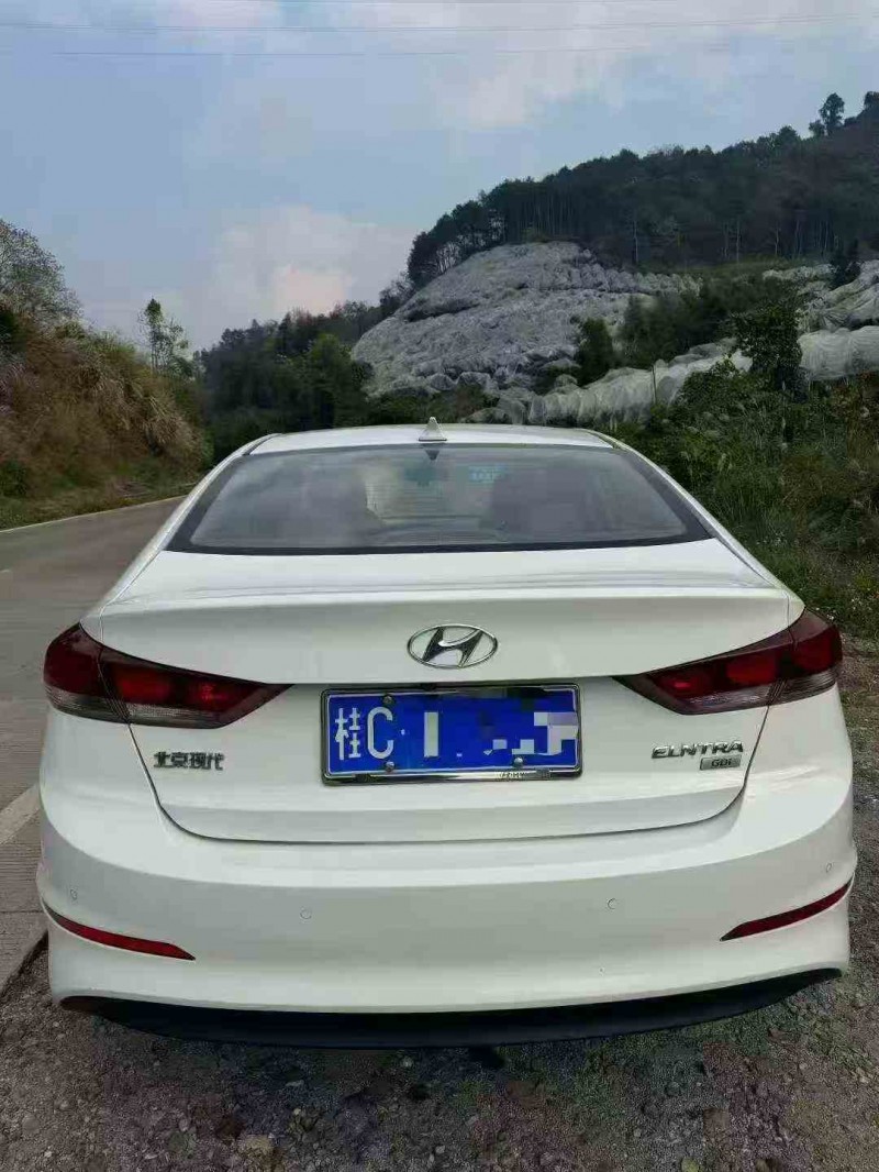 防城港18年现代领动9