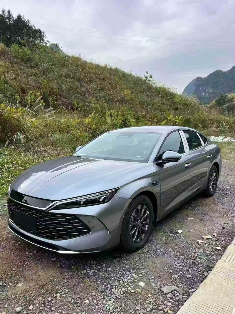 梧州25年比亚迪秦2