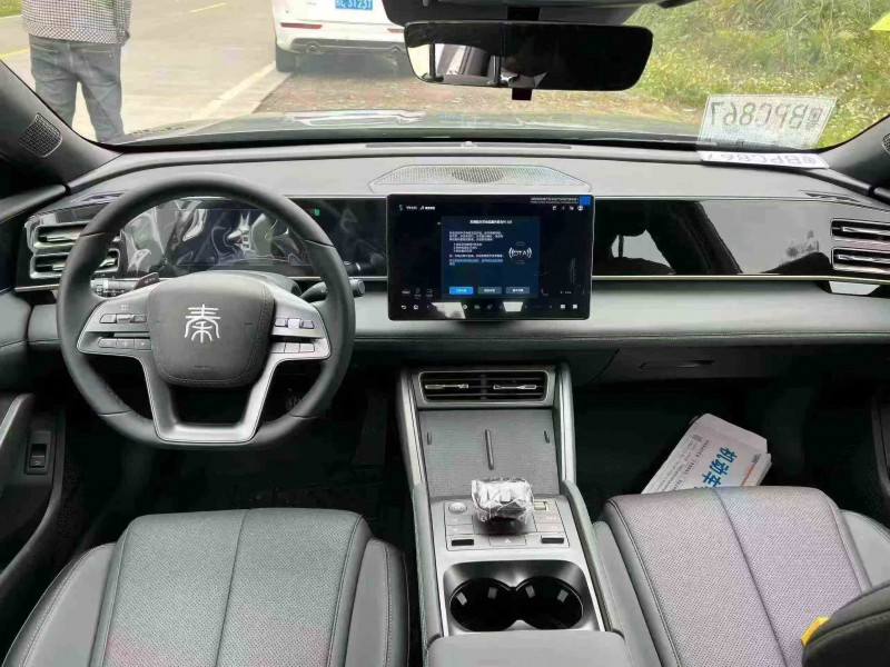 梧州25年比亚迪秦5