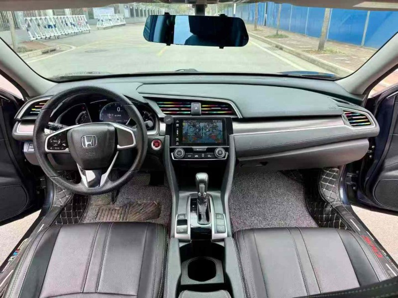 南宁20年本田思域5