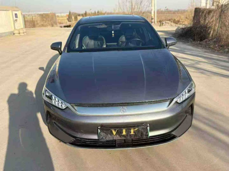 天津23年比亚迪秦1