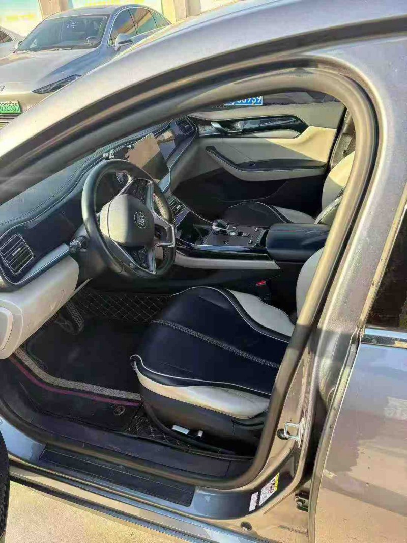 天津23年比亚迪秦2