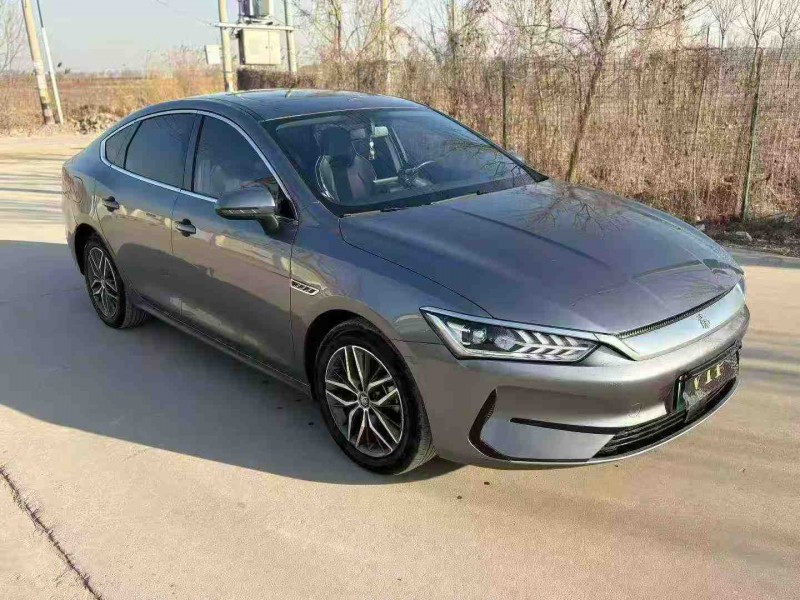 天津23年比亚迪秦4