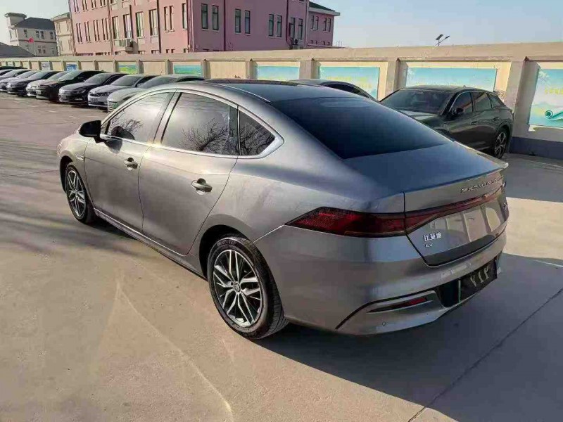 天津23年比亚迪秦6