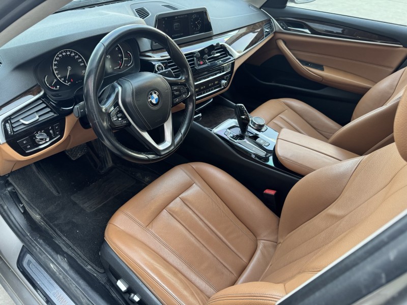 济宁18年宝马5系5