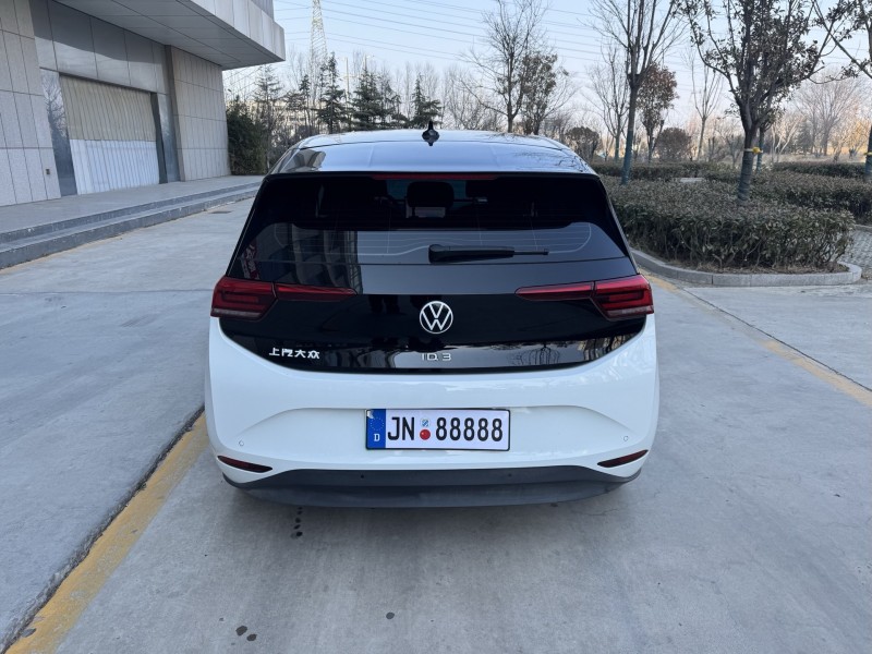 济宁25年大众ID9