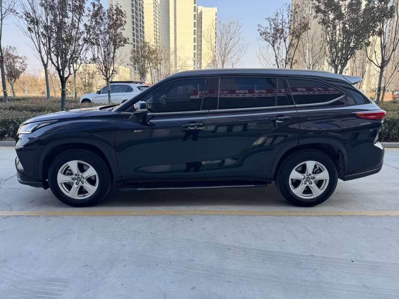 济宁24年丰田汉兰达8