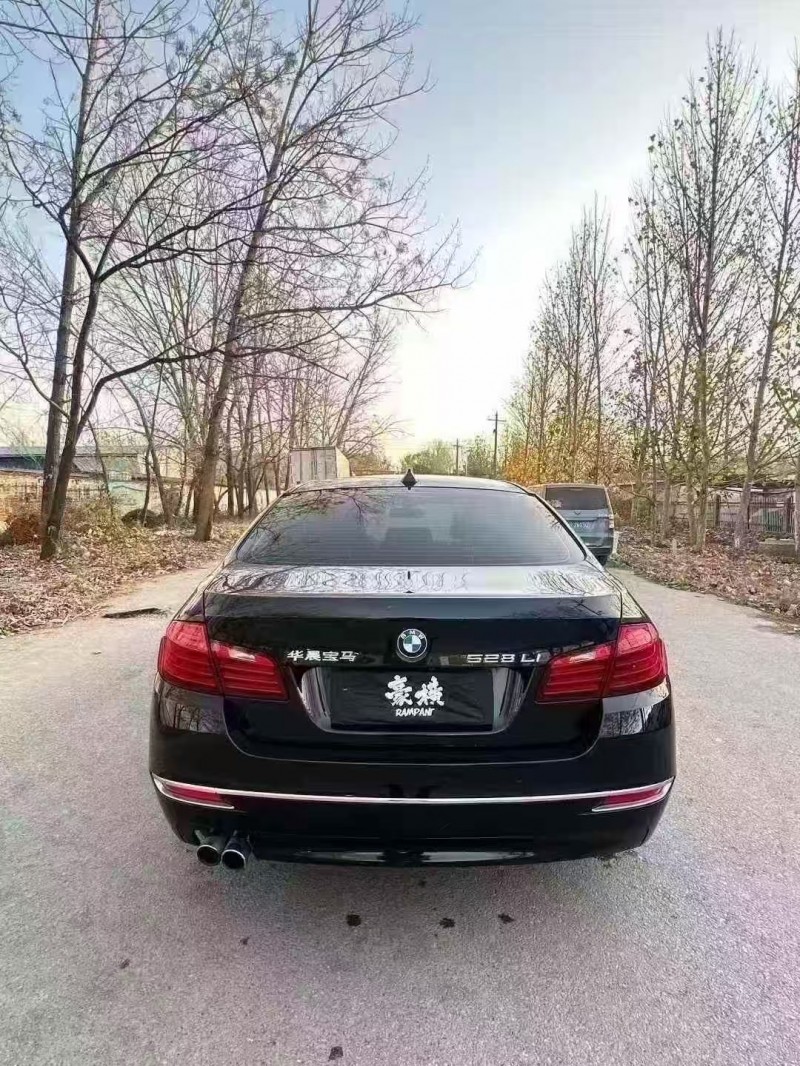 菏泽17年宝马5系9