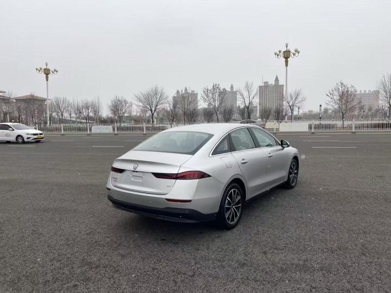 沧州26年荣威D75