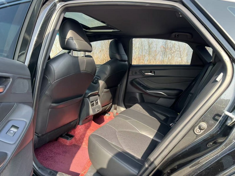 盐城24年丰田亚洲龙5