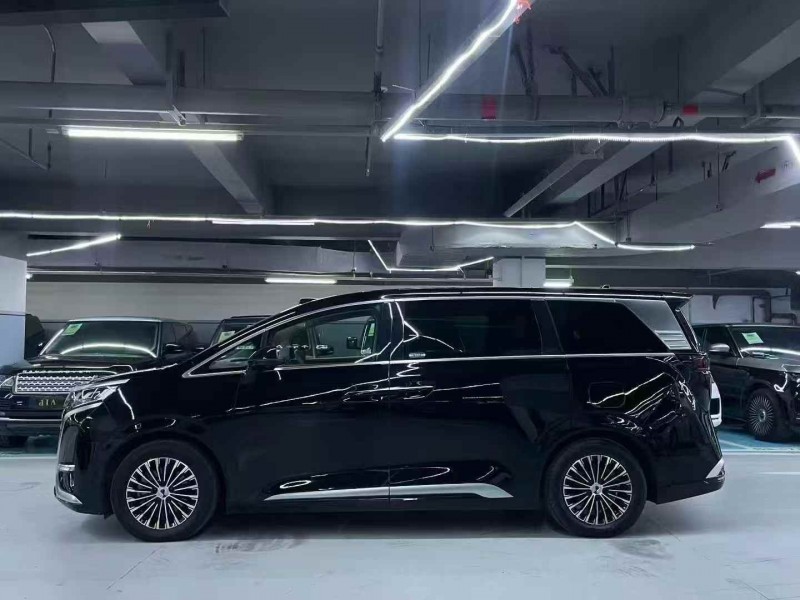 广州23年腾势D97