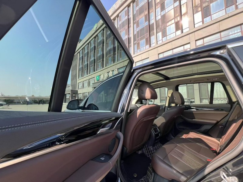 沧州24年宝马IX7