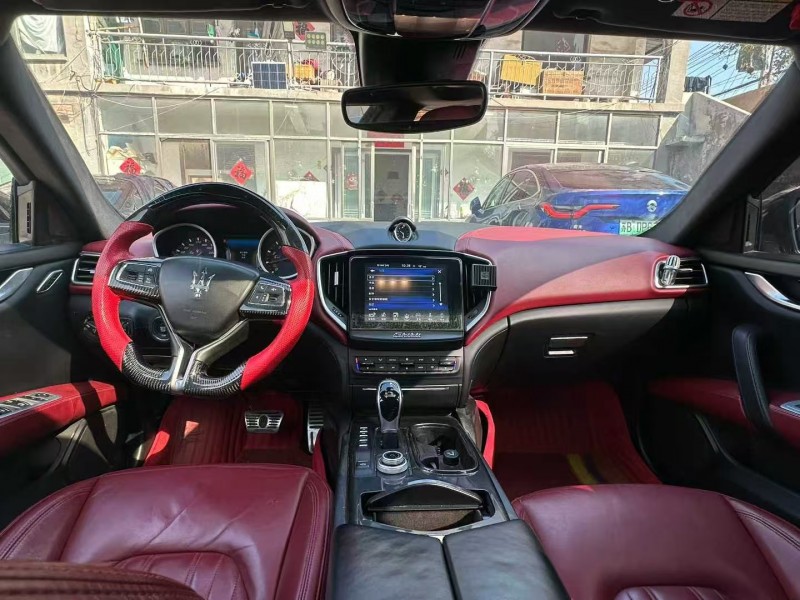 菏泽17年玛莎拉蒂Ghibli6