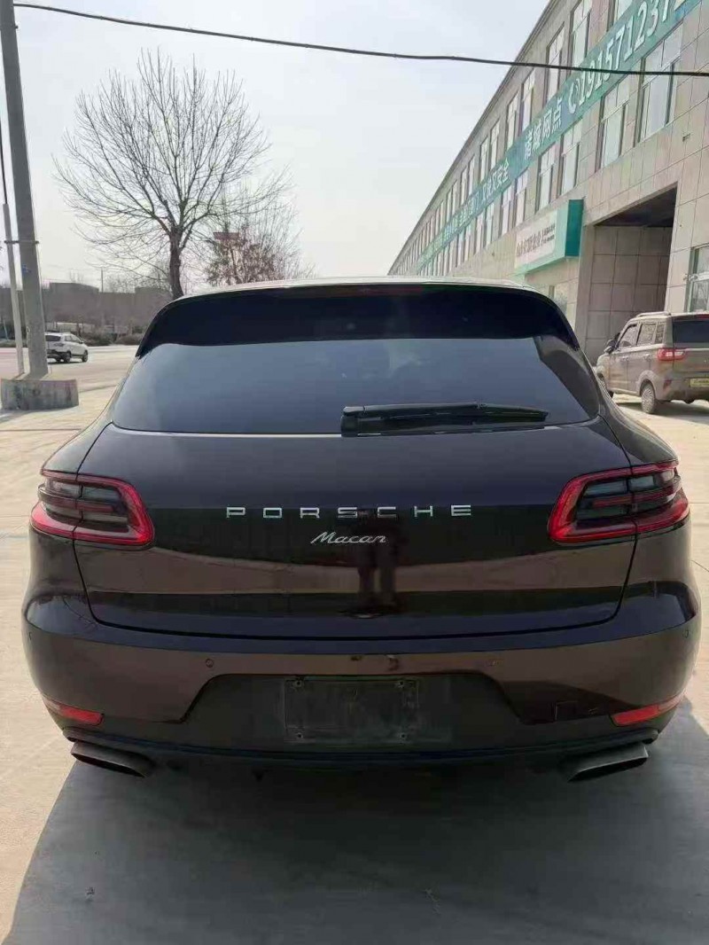 东营18年保时捷Macan9