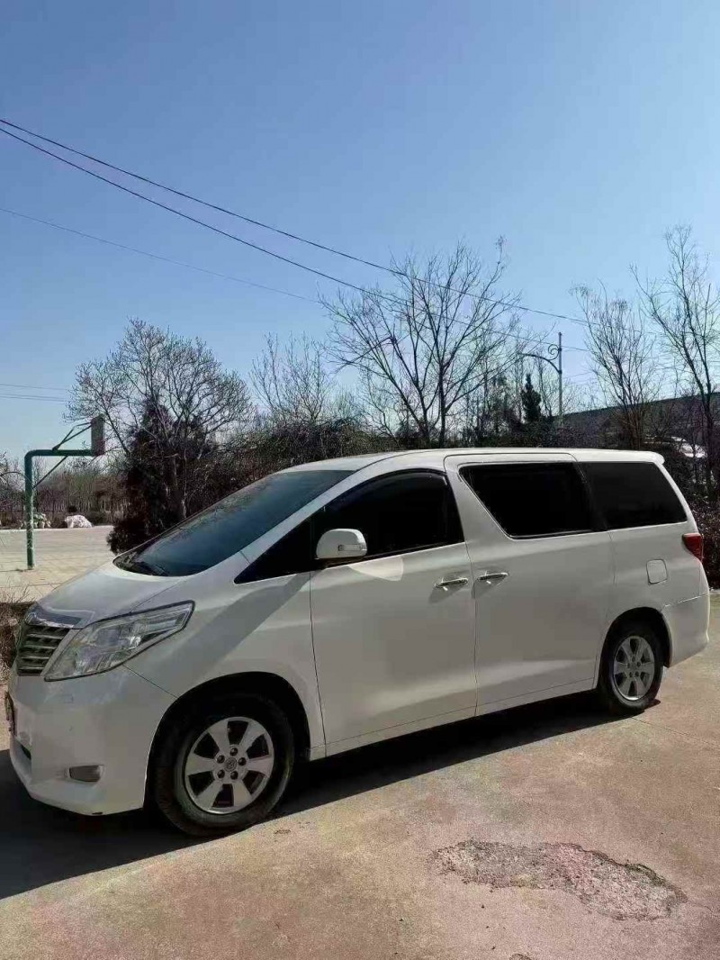 枣庄11年丰田埃尔法3