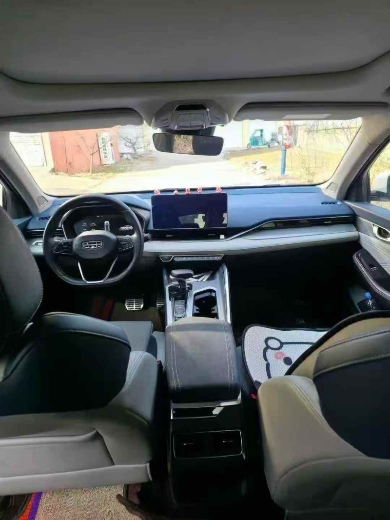 济宁22年吉利星瑞5