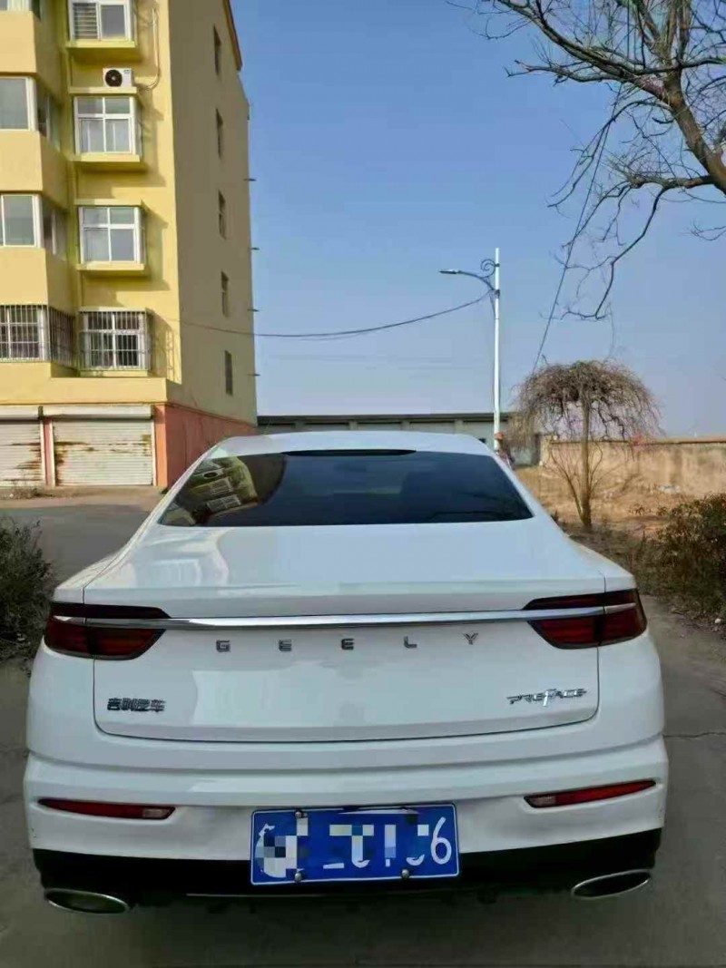 济宁22年吉利星瑞9