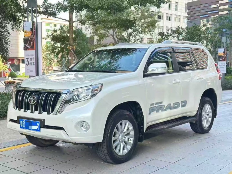 深圳16年丰田普拉多3