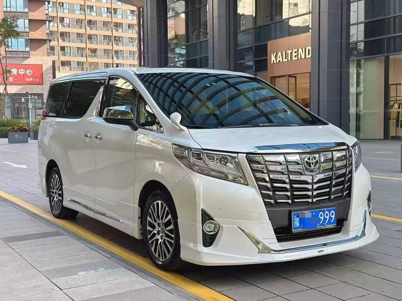 深圳18年丰田埃尔法2