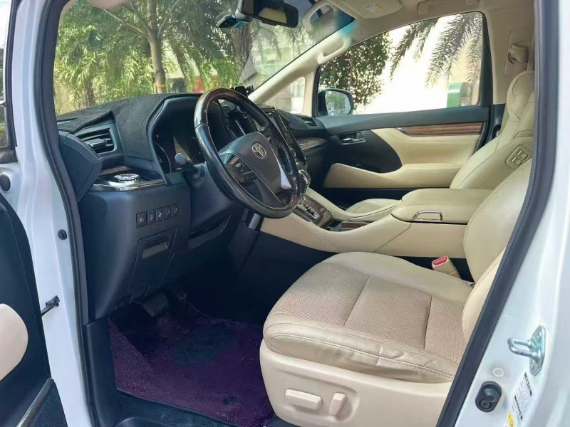 深圳18年丰田埃尔法5