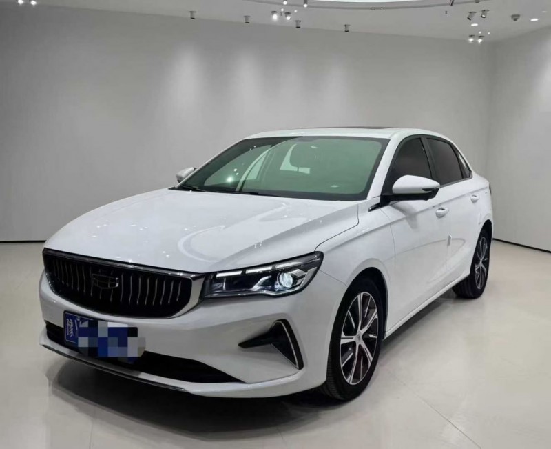 成都23年吉利帝豪2