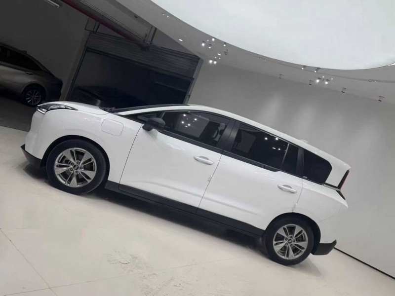 成都22年奔腾nat3