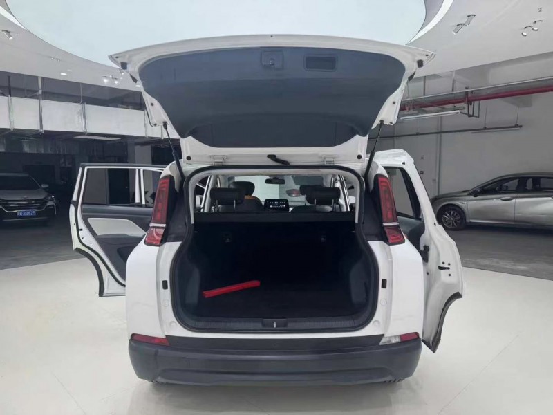 成都22年奔腾nat5