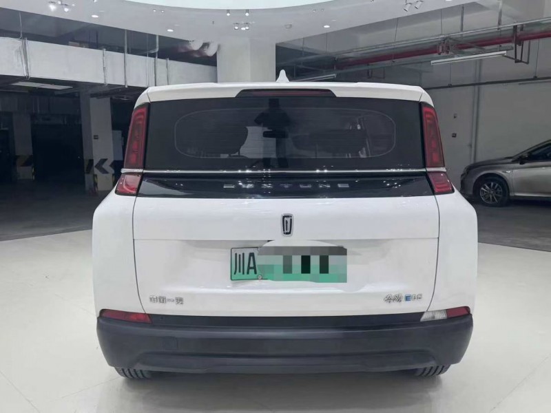 成都22年奔腾nat6