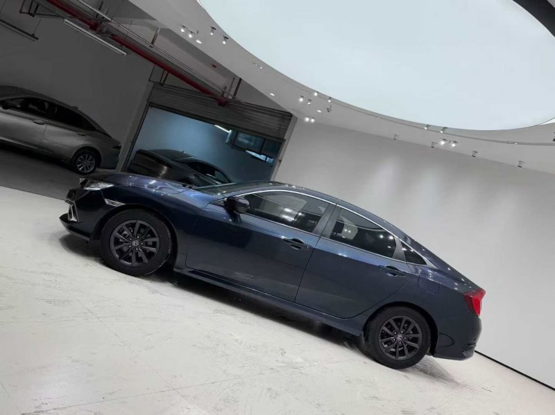 成都21年本田思域2