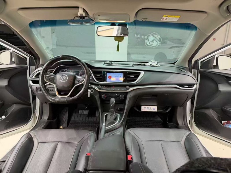 成都19年别克英朗5