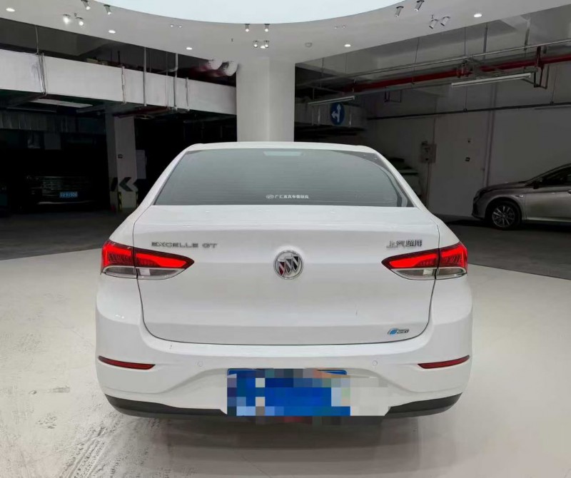 成都19年别克英朗6