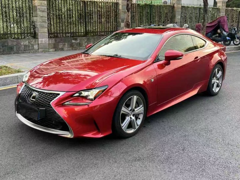 深圳16年雷克萨斯RC3