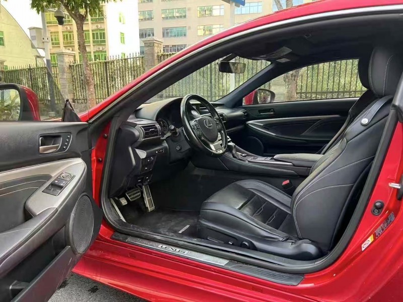 深圳16年雷克萨斯RC4