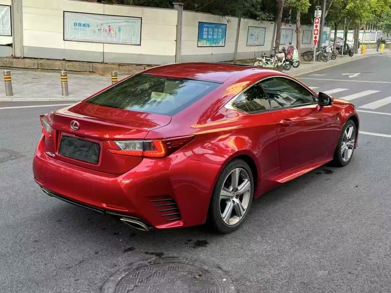 深圳16年雷克萨斯RC8